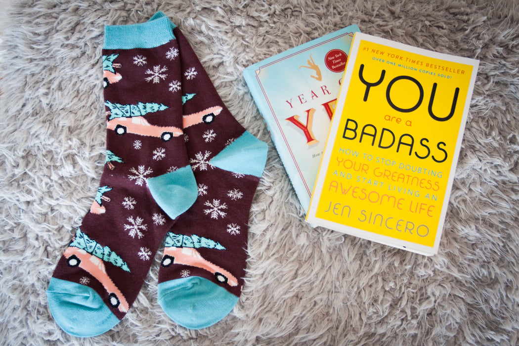 Cruisin' Into the Holiday Women's Socks