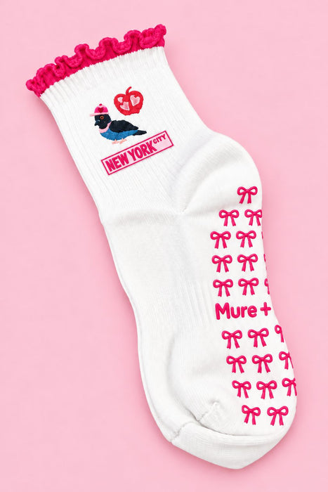 New York Icons Frill Pilates Grip Socks Socks mure + grand 