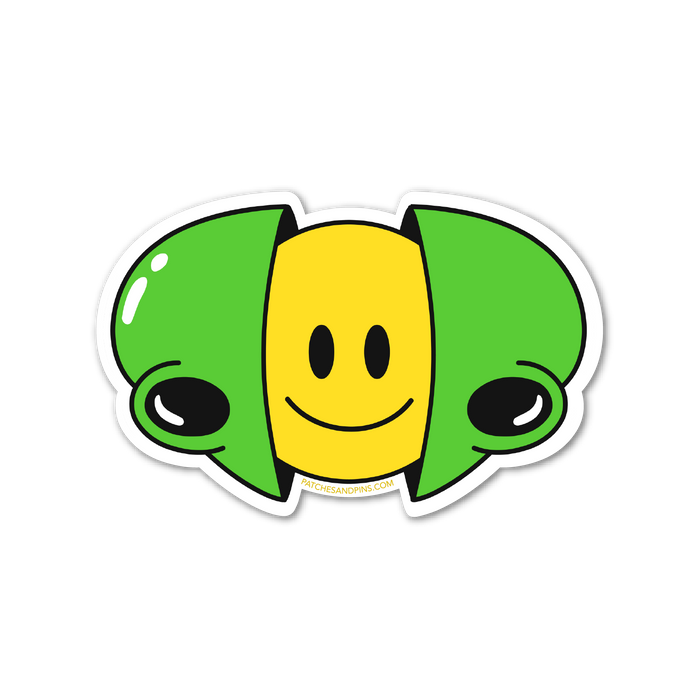 Smiley Alien Sticker